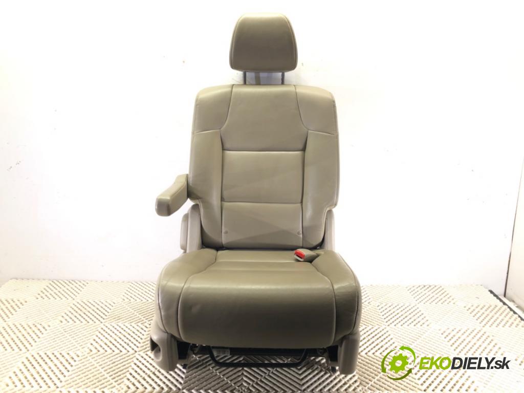 HONDA ODYSSEY (RL5) 2010 - 2022    3.5 185 kW [252 KM] benzyna 2010 - 2022  Sedadlo zad 