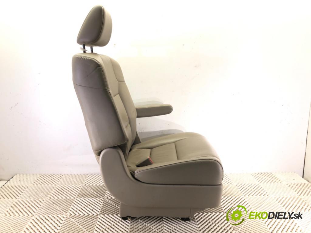 HONDA ODYSSEY (RL5) 2010 - 2022    3.5 185 kW [252 KM] benzyna 2010 - 2022  Sedadlo zad