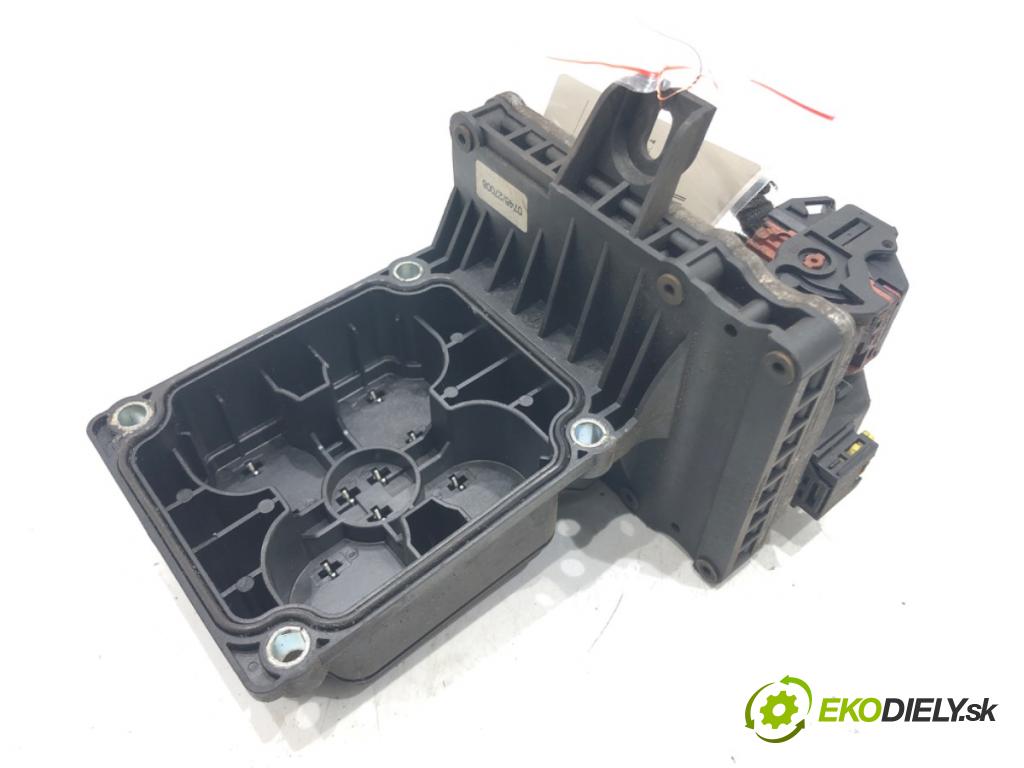 CITROEN C4 PICASSO I nadwozie wielkoprzestrzenne (MPV) (UD_) 2006 - 2015    2.0 i 16V 103 kW [140 KM] benzyna 2007 - 2013  Riadiaca jednotka prevodovky 9664870880 (Riadiace jednotky prevodovky)
