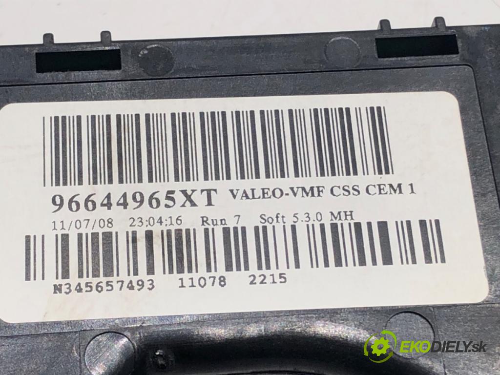 CITROEN C4 PICASSO I nadwozie wielkoprzestrzenne (MPV) (UD_) 2006 - 2015    2.0 i 16V 103 kW [140 KM] benzyna 2007 - 2013  Prepínač kombinovaný 96644965XT (Prepínače, spínače, tlačidlá a ovládače kúrenia)