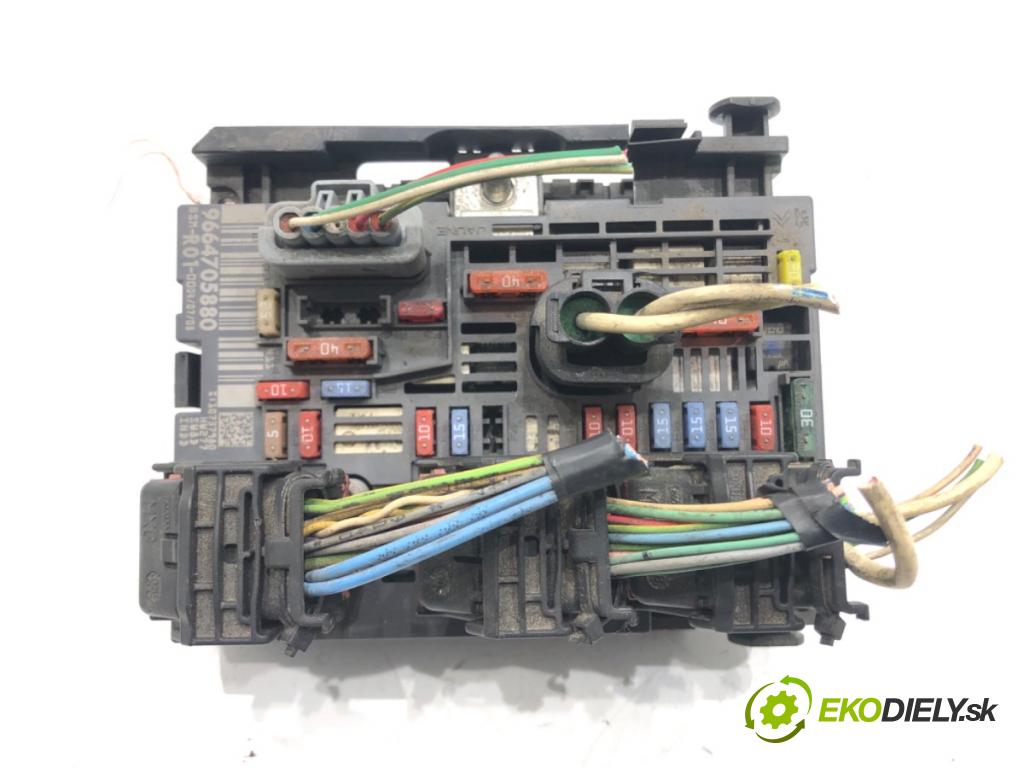 CITROEN C4 PICASSO I nadwozie wielkoprzestrzenne (MPV) (UD_) 2006 - 2015    2.0 i 16V 103 kW [140 KM] benzyna 2007 - 2013  Modul BSM 9664705880 (Ostatné)