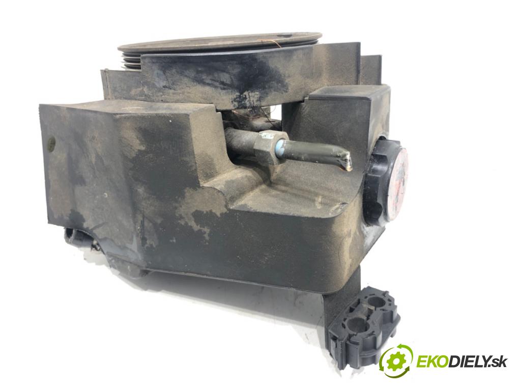 PEUGEOT 206 liftback (2A/C) 1998 - 2012    1.4 i 55 kW [75 KM] benzyna 1998 - 2012  Pumpa servočerpadlo 9636868880 (Servočerpadlá, pumpy riadenia)