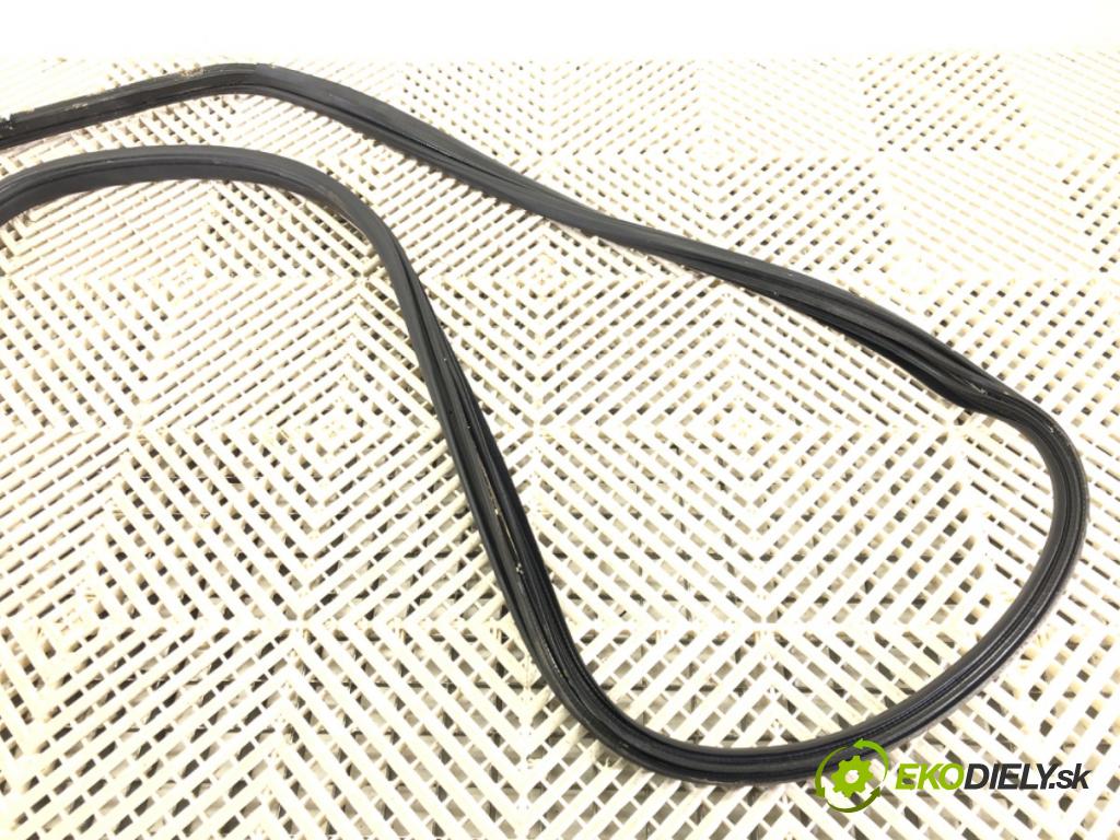 HONDA ODYSSEY (RL5) 2010 - 2022    3.5 185 kW [252 KM] benzyna 2010 - 2022  těsnění dveře zadní část levá strana  (Ostatní)