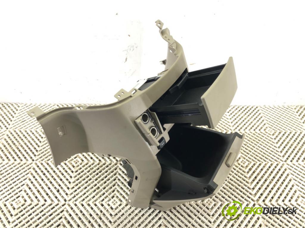 HONDA ODYSSEY (RL5) 2010 - 2022    3.5 185 kW [252 KM] benzyna 2010 - 2022  Priehradka, kastlík 77290-TK8