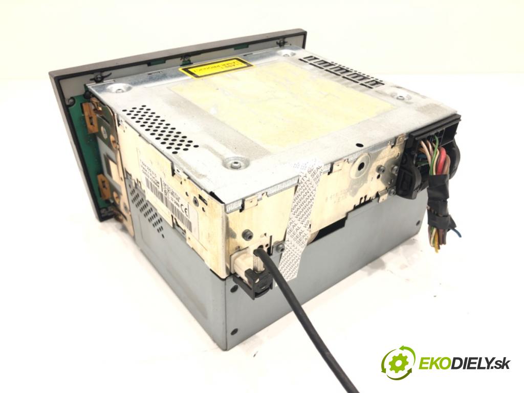 OPEL CORSA C (X01) 2000 - 2009    1.2 Twinport (F08, F68) 59 kW [80 KM] benzyna 2004 - 2009  RADIO 13190853MB (Audio zariadenia)