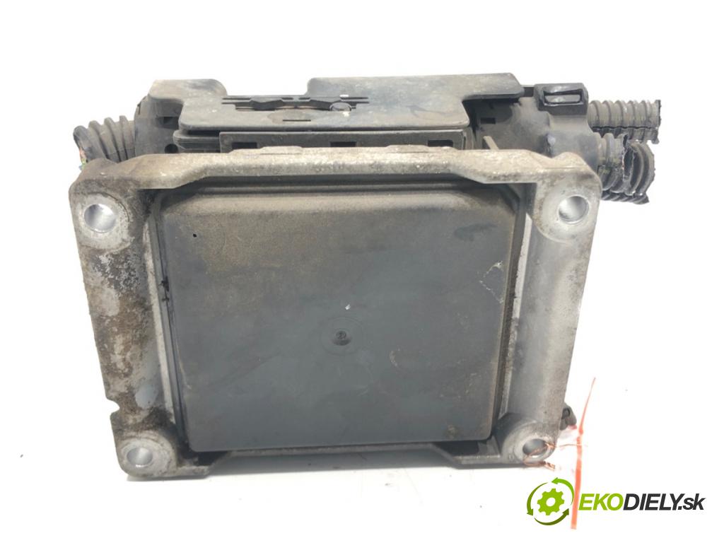 OPEL CORSA C (X01) 2000 - 2009    1.2 Twinport (F08, F68) 59 kW [80 KM] benzyna 2004 - 2009  riadiaca jednotka Motor 55352622 (Riadiace jednotky)