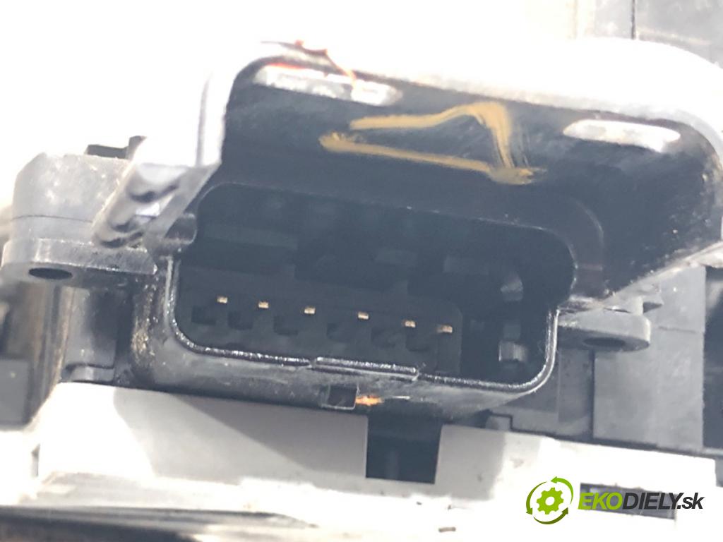 CITROEN C4 GRAND PICASSO I (UA_) 2006 - 2013    2.0 HDi 138 100 kW [136 KM] olej napędowy 2006 - 2013  zámok dveře levý přední část 24087158