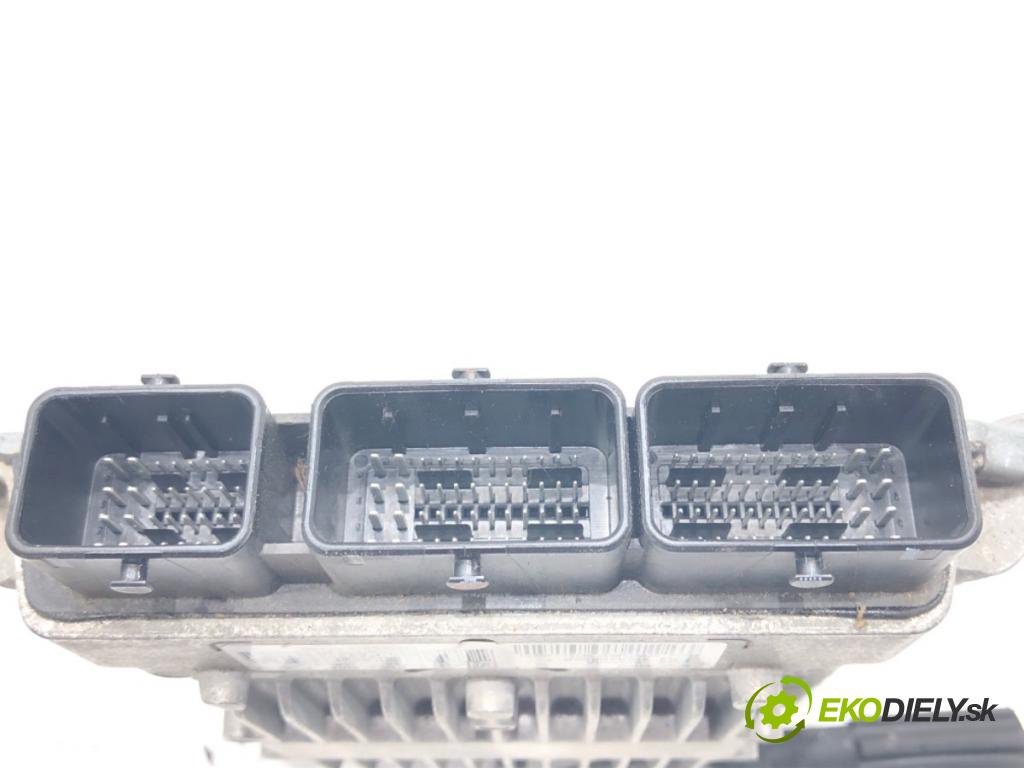 CITROEN C4 GRAND PICASSO I (UA_) 2006 - 2013    2.0 HDi 138 100 kW [136 KM] olej napędowy 2006 - 2013  riadiaca jednotka Motor 5WS40690B-T (Riadiace jednotky)