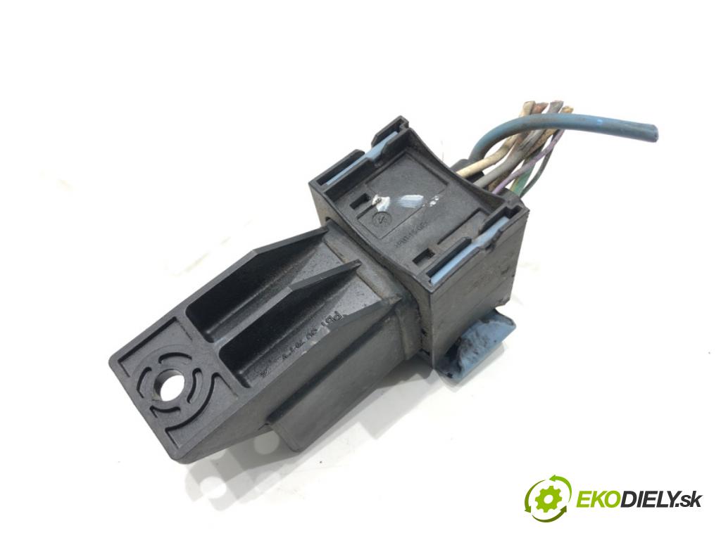 CITROEN C4 GRAND PICASSO I (UA_) 2006 - 2013    2.0 HDi 138 100 kW [136 KM] olej napędowy 2006 - 2013  relé sviečok žhavenia 9663696380 (Relé)