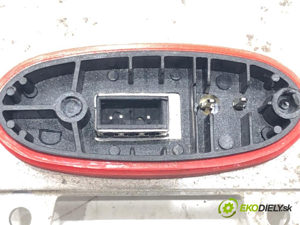 CITROEN C4 GRAND PICASSO I (UA_) 2006 - 2013    2.0 HDi 138 100 kW [136 KM] olej napędowy 2006 - 2013  Menič XENON 5DV009000-00 (Riadiace jednotky xenónu)