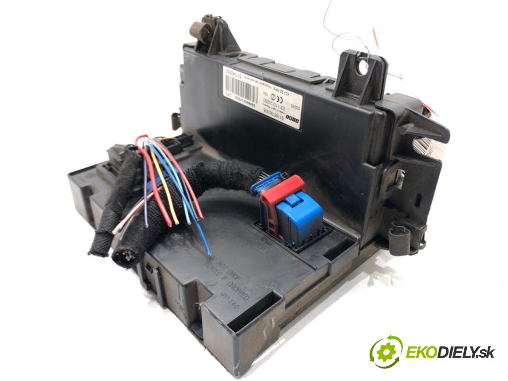 FIAT PANDA (169_) 2003 - 2022    1.2 (169.AXB11, 169.AXB1A) 44 kW [60 KM] benzyna 2003 - 2022  modul BSI 51740050 (Pojistkové skříňky)