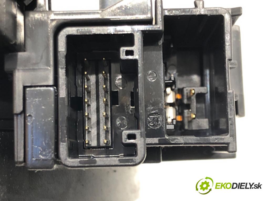 TOYOTA COROLLA sedan (_E18_, ZRE1_) 2013 - 2019    1.6 (ZRE181_) 97 kW [132 KM] benzyna 2013 - 2018  Krúžok, slimák airbag 89245-02060 (Airbagy)