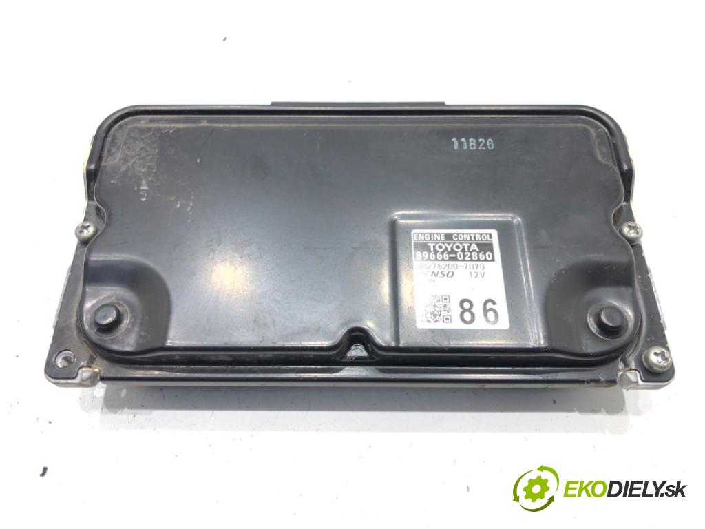 TOYOTA COROLLA sedan (_E18_, ZRE1_) 2013 - 2019    1.6 (ZRE181_) 97 kW [132 KM] benzyna 2013 - 2018  riadiaca jednotka Motor 89666-02860 (Riadiace jednotky)