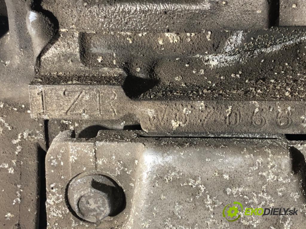 TOYOTA COROLLA sedan (_E18_, ZRE1_) 2013 - 2019    1.6 (ZRE181_) 97 kW [132 KM] benzyna 2013 - 2018  motor 1ZR-FAE (Motory (kompletní))