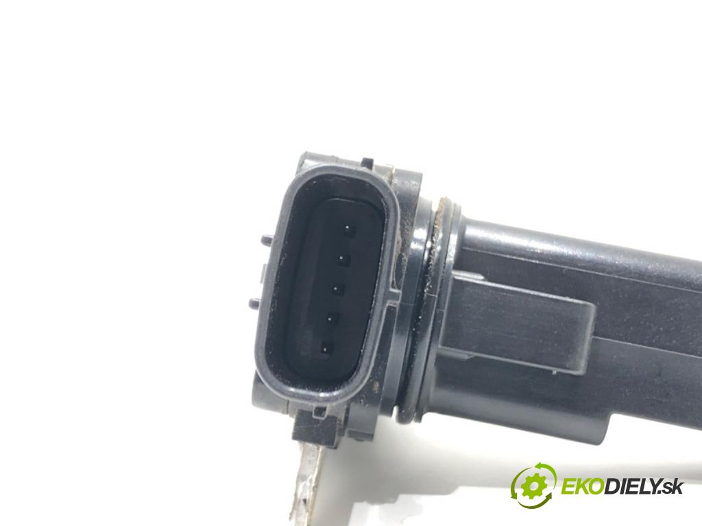 TOYOTA COROLLA sedan (_E18_, ZRE1_) 2013 - 2019    1.6 (ZRE181_) 97 kW [132 KM] benzyna 2013 - 2018  Váha vzduchu 22204-0V020 (Váhy vzduchu)