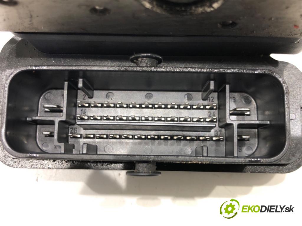 TOYOTA COROLLA sedan (_E18_, ZRE1_) 2013 - 2019    1.6 (ZRE181_) 97 kW [132 KM] benzyna 2013 - 2018  Pumpa ABS 44540-02570 (Pumpy ABS)