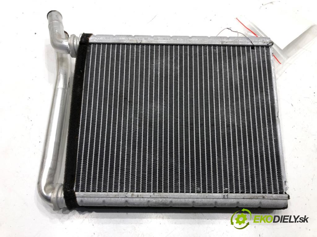 TOYOTA COROLLA sedan (_E18_, ZRE1_) 2013 - 2019    1.6 (ZRE181_) 97 kW [132 KM] benzyna 2013 - 2018  topné těleso radiátor topení  (Radiátory topení)