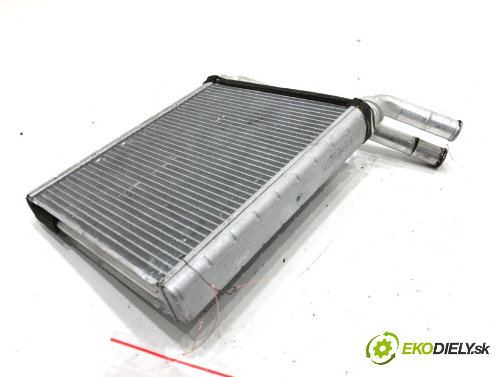 TOYOTA COROLLA sedan (_E18_, ZRE1_) 2013 - 2019    1.6 (ZRE181_) 97 kW [132 KM] benzyna 2013 - 2018  topné těleso radiátor topení  (Radiátory topení)