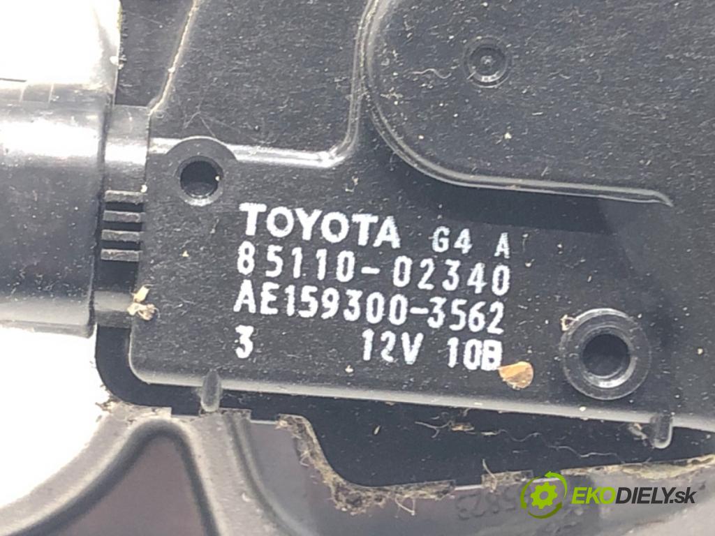 TOYOTA COROLLA sedan (_E18_, ZRE1_) 2013 - 2019    1.6 (ZRE181_) 97 kW [132 KM] benzyna 2013 - 2018  Mechanizmus stieračov predný 85110-02340 (Motorčeky stieračov predné)