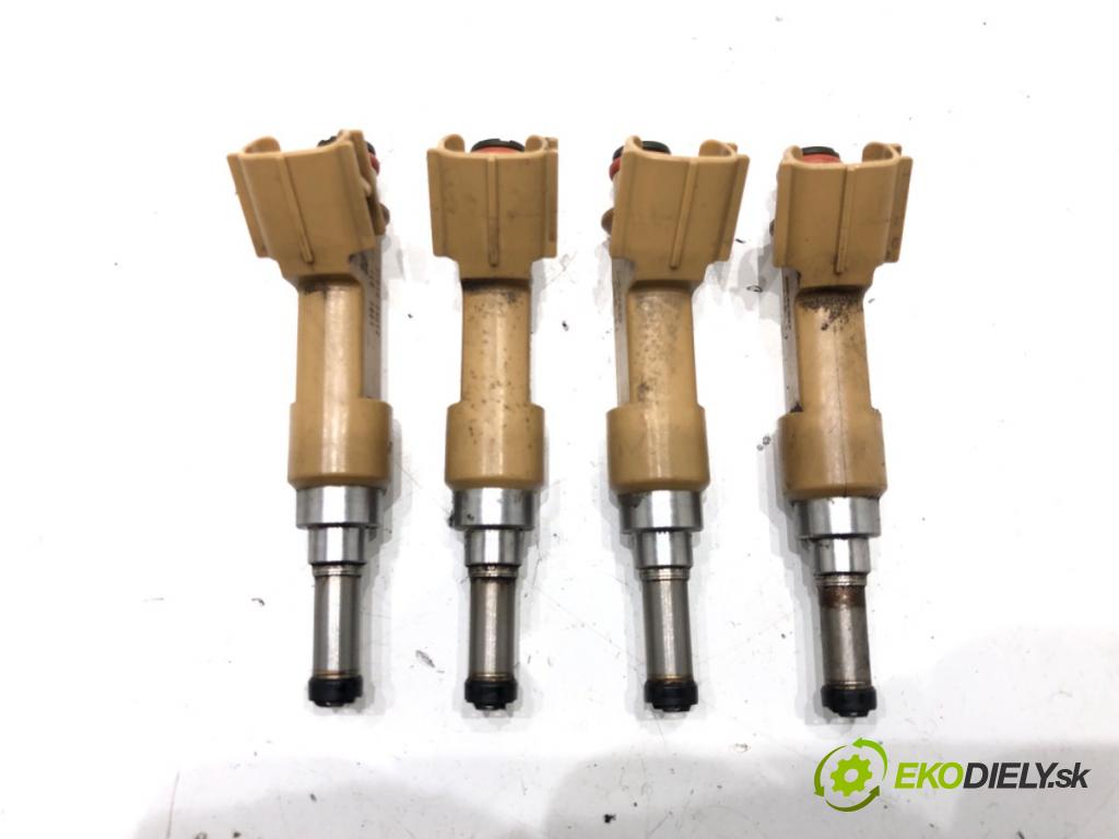 TOYOTA COROLLA sedan (_E18_, ZRE1_) 2013 - 2019    1.6 (ZRE181_) 97 kW [132 KM] benzyna 2013 - 2018  Vstrekovacie ventily 23250-0T030