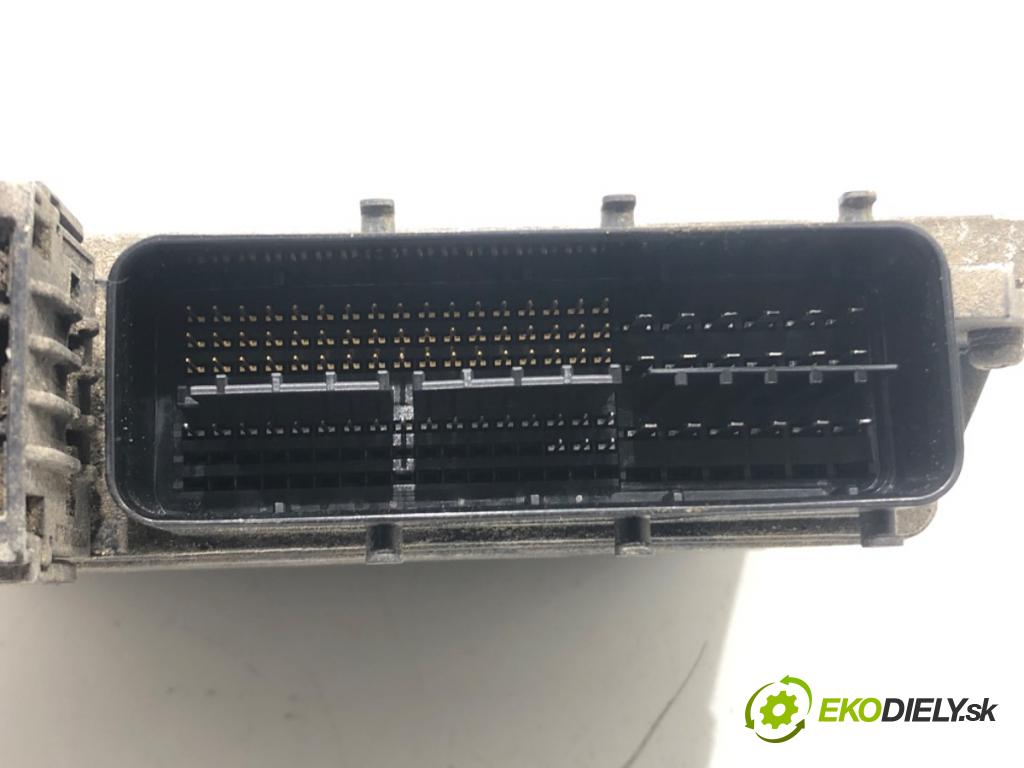 TOYOTA AURIS (_E15_) 2006 - 2012    1.6 (ZRE151_) 97 kW [132 KM] benzyna 2009 - 2012  riadiaca jednotka Motor 89661-02W61 (Riadiace jednotky)
