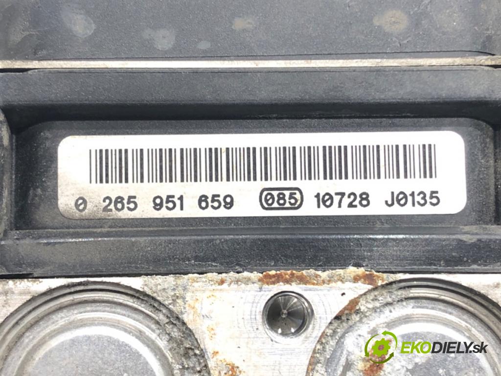 TOYOTA AURIS (_E15_) 2006 - 2012    1.6 (ZRE151_) 97 kW [132 KM] benzyna 2009 - 2012  Pumpa ABS 44540-02350 (Pumpy ABS)