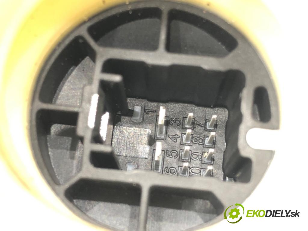 TOYOTA AURIS (_E15_) 2006 - 2012    1.6 (ZRE151_) 97 kW [132 KM] benzyna 2009 - 2012  mechanismus okna levý přední část 85720-02230-C