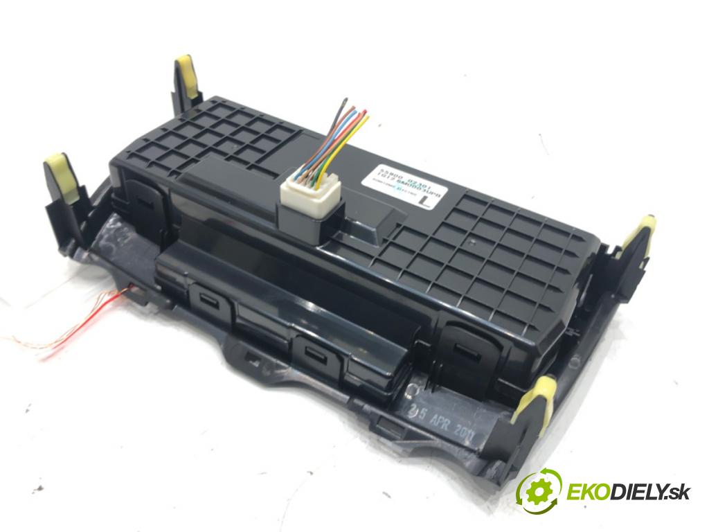 TOYOTA AURIS (_E15_) 2006 - 2012    1.6 (ZRE151_) 97 kW [132 KM] benzyna 2009 - 2012  Panel ovládania kúrenia 55900-02301 (Prepínače, spínače, tlačidlá a ovládače kúrenia)