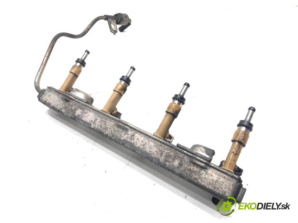 TOYOTA AURIS (_E15_) 2006 - 2012    1.6 (ZRE151_) 97 kW [132 KM] benzyna 2009 - 2012  Lišta vstrekovacia 23250-0T030 (Vstrekovacie lišty)