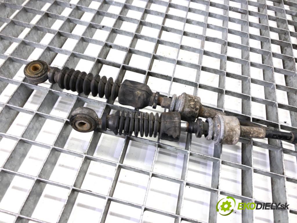 TOYOTA AURIS (_E15_) 2006 - 2012    1.6 (ZRE151_) 97 kW [132 KM] benzyna 2009 - 2012  Kulisa 33530-02240-00 (Rýchlostné páky / kulisy)