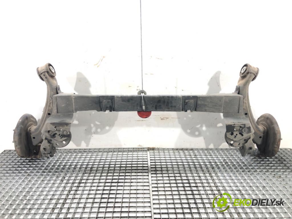 HYUNDAI i20 II (GB, IB) 2014 - 2022    1.2 61 kW [83 KM] benzyna 2014 - 2022  výztuha zadní část