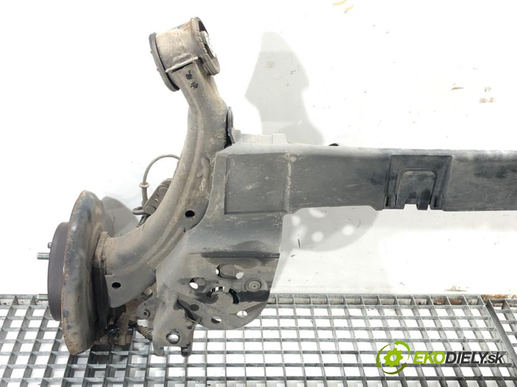 HYUNDAI i20 II (GB, IB) 2014 - 2022    1.2 61 kW [83 KM] benzyna 2014 - 2022  výztuha zadní část