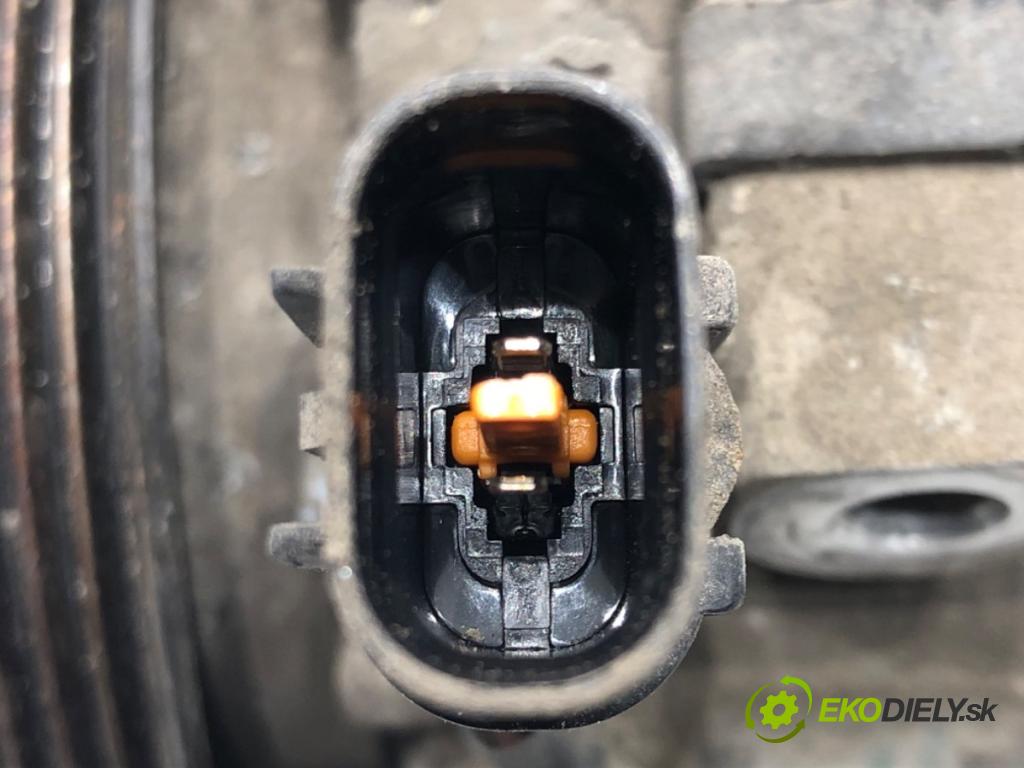 HYUNDAI i20 II (GB, IB) 2014 - 2022    1.2 61 kW [83 KM] benzyna 2014 - 2022  kompresor klimatizace F500-ALEAA06 (Kompresory)