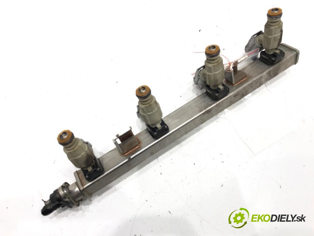 HYUNDAI i20 II (GB, IB) 2014 - 2022    1.2 61 kW [83 KM] benzyna 2014 - 2022  Lišta vstrekovacia 35310-04000 (Vstrekovacie lišty)