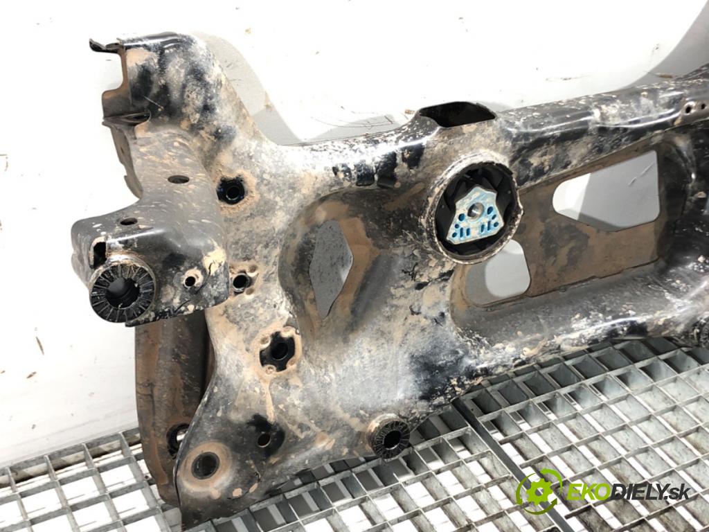 SKODA SUPERB IV Kombi (NZ5) 2023 -    2.0 TDI 110 kW [150 KM] olej napędowy 2023 -  výztuha pod motor 3Q0199315K (Výztuhy přední)