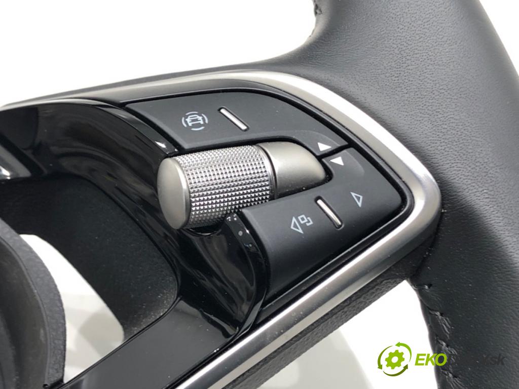 SKODA SUPERB IV Kombi (NZ5) 2023 -    2.0 TDI 110 kW [150 KM] olej napędowy 2023 -  Volant  (Volanty)