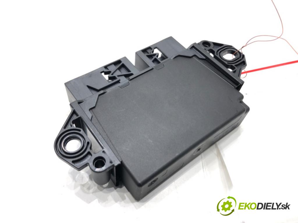 SKODA SUPERB IV Kombi (NZ5) 2023 -    2.0 TDI 110 kW [150 KM] olej napędowy 2023 -  Modul PDC 5QS919300A (Ostatné)