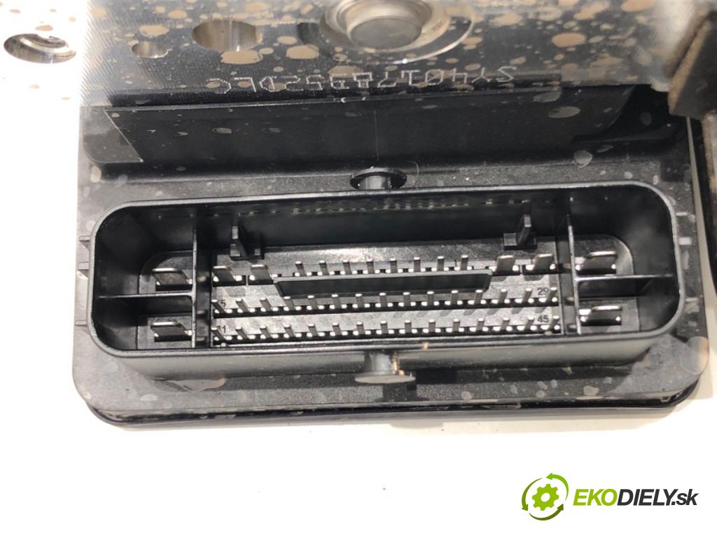 SKODA SUPERB IV Kombi (NZ5) 2023 -    2.0 TDI 110 kW [150 KM] olej napędowy 2023 -  Pumpa ABS 3WA614517AH (Pumpy ABS)