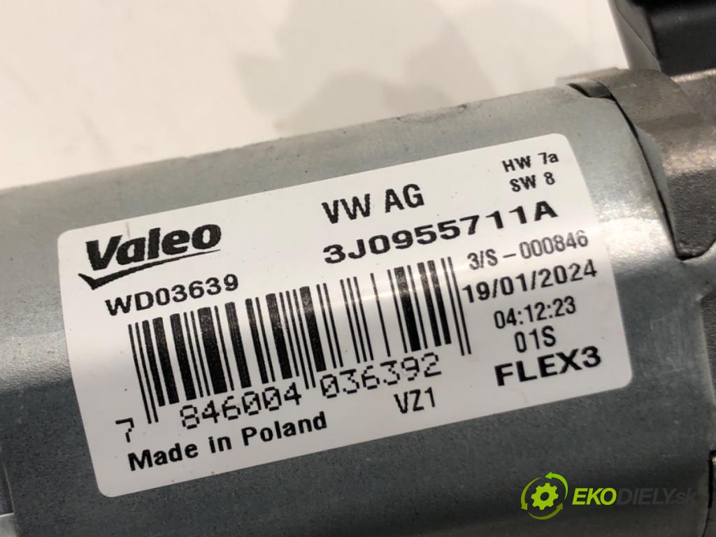 SKODA SUPERB IV Kombi (NZ5) 2023 -    2.0 TDI 110 kW [150 KM] olej napędowy 2023 -  motor stěračů zadní část 3J0955711A