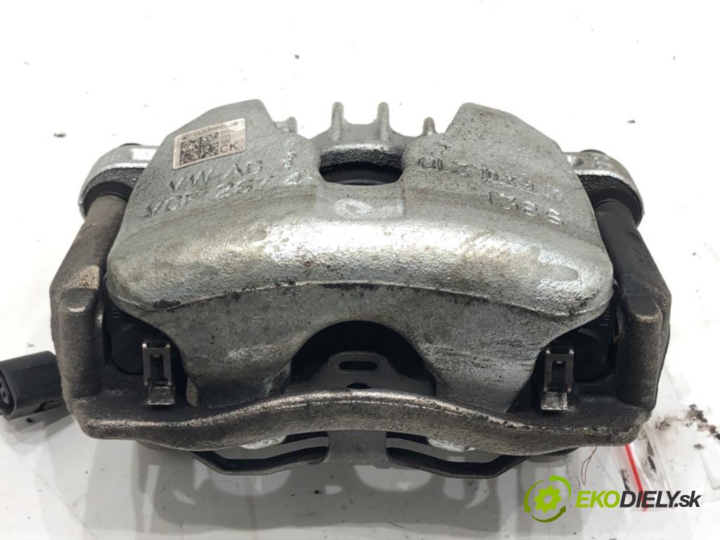 SKODA SUPERB IV Kombi (NZ5) 2023 -    2.0 TDI 110 kW [150 KM] olej napędowy 2023 -  Brzdič strmeň pravy predný 5WA615106CK