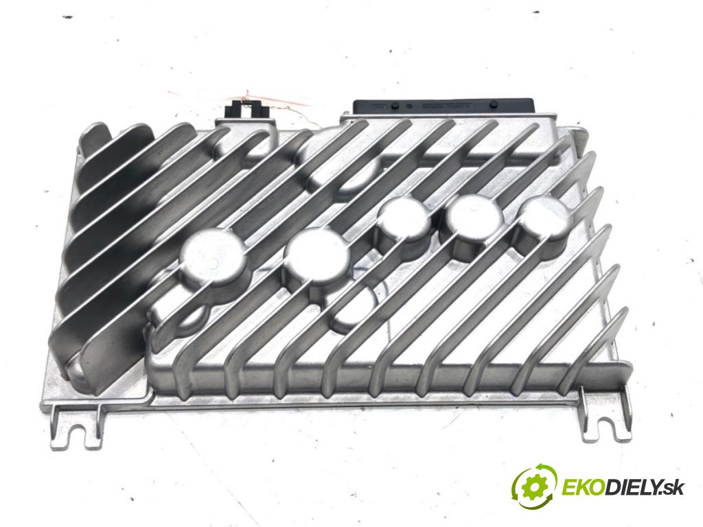 SKODA SUPERB IV Kombi (NZ5) 2023 -    2.0 TDI 110 kW [150 KM] olej napędowy 2023 -  Zosilňovač 3G0035466J (Zosilňovače)