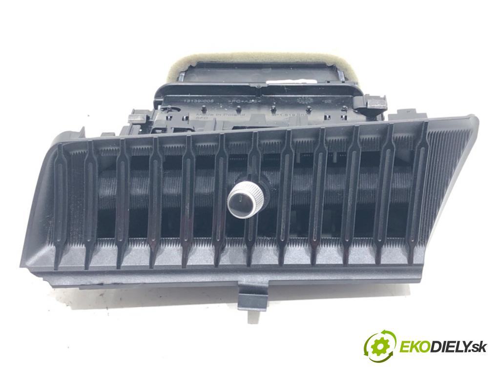 SKODA SUPERB IV Kombi (NZ5) 2023 -    2.0 TDI 110 kW [150 KM] olej napędowy 2023 -  Mriežky kúrenia ľavá strana 3P1819201 (Mriežky kúrenia (fukáre))