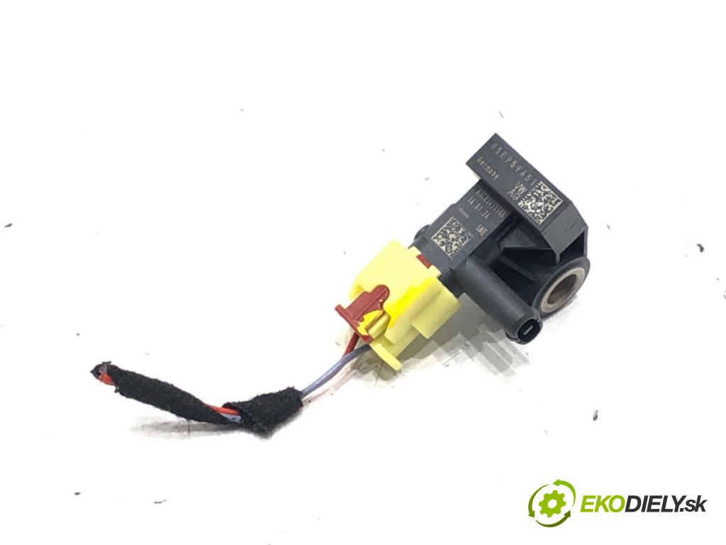 SKODA SUPERB IV Kombi (NZ5) 2023 -    2.0 TDI 110 kW [150 KM] olej napędowy 2023 -  Snímač nárazu 85E959651 (Snímače nárazu)