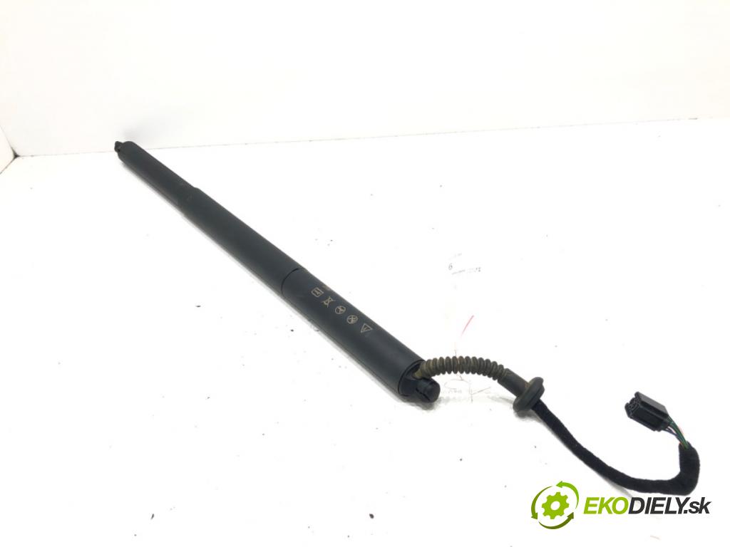 SKODA SUPERB IV Kombi (NZ5) 2023 -    2.0 TDI 110 kW [150 KM] olej napędowy 2023 -  Teleskop Teleskop dverí ľavy 3J0827851A