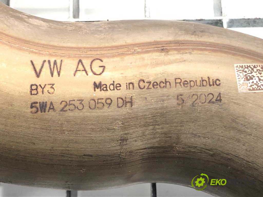 SKODA SUPERB IV Kombi 2024 110 kW 2.0 TDI 1968 katalyzátor DPF 05L131701AE 5WA253059DH