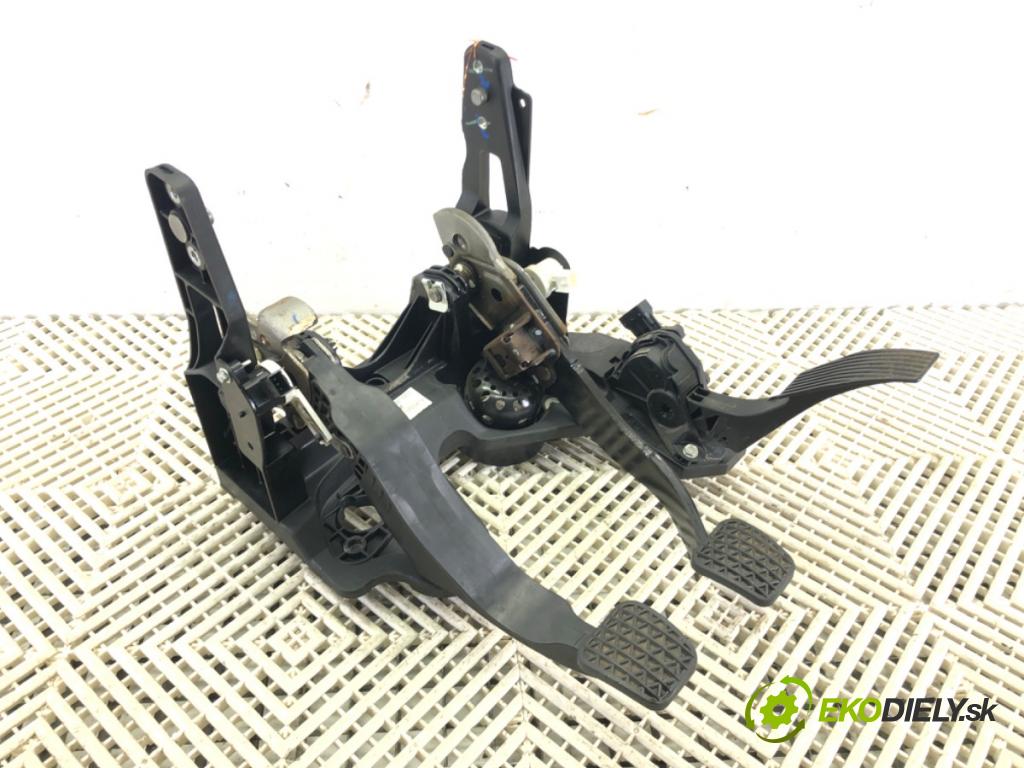 OPEL ASTRA J Sports Tourer (P10) 2010 - 2015    2.0 CDTI (35) 118 kW [160 KM] olej napędowy 2010 - 2015  PEDÁL: manuálne 13315200 (Pedále)