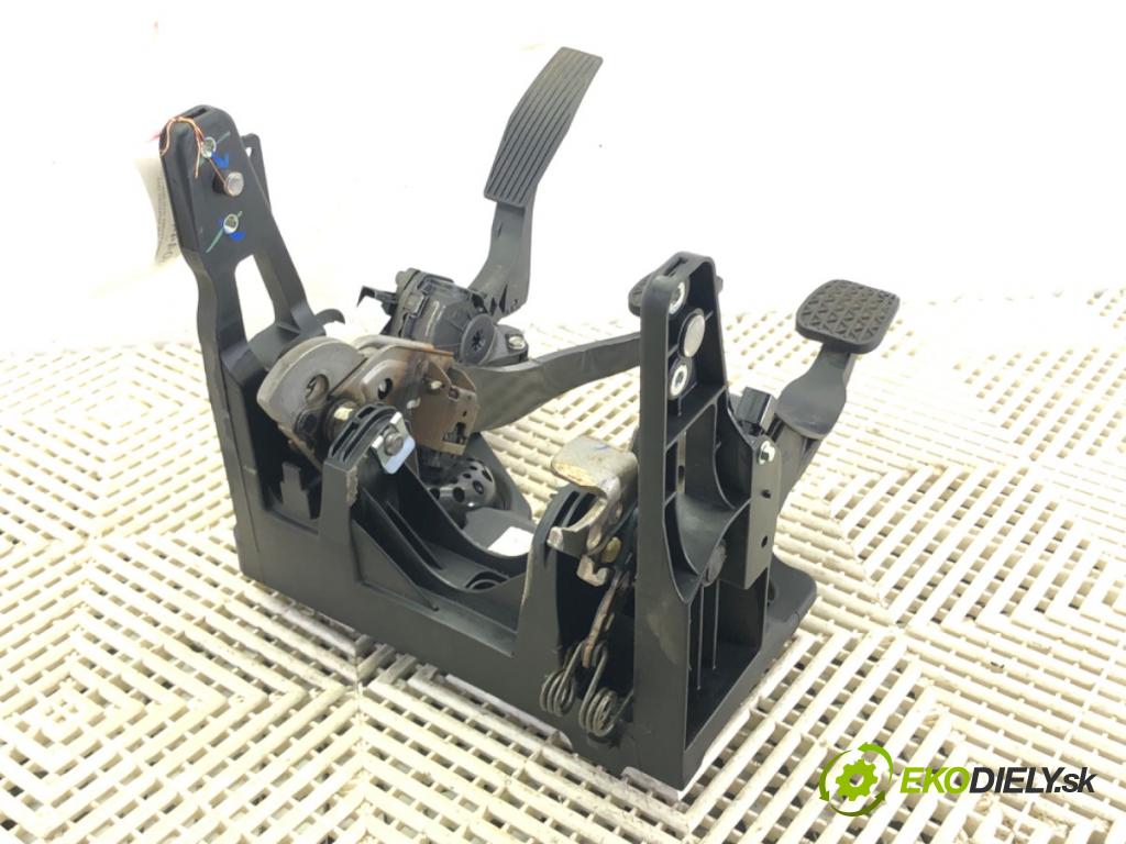 OPEL ASTRA J Sports Tourer (P10) 2010 - 2015    2.0 CDTI (35) 118 kW [160 KM] olej napędowy 2010 - 2015  PEDÁL: manuálne 13315200 (Pedále)