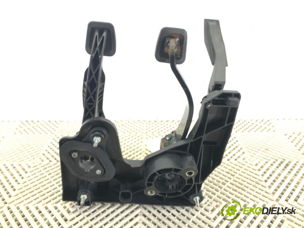 OPEL ASTRA J Sports Tourer (P10) 2010 - 2015    2.0 CDTI (35) 118 kW [160 KM] olej napędowy 2010 - 2015  PEDÁL: manuálne 13315200 (Pedále)