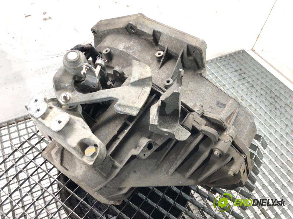 OPEL ASTRA J Sports Tourer (P10) 2010 - 2015    2.0 CDTI (35) 118 kW [160 KM] olej napędowy 2010 - 2015  Prevodovka 55564375 (Prevodovky)