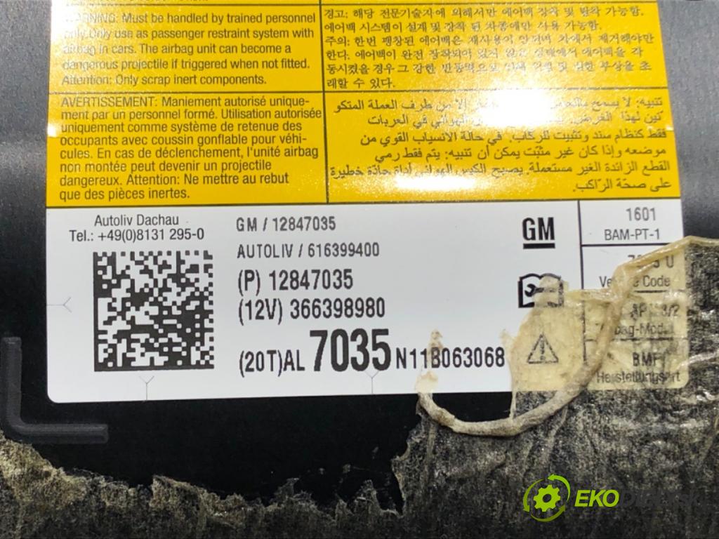 OPEL ASTRA J Sports Tourer (P10) 2010 - 2015    2.0 CDTI (35) 118 kW [160 KM] olej napędowy 2010 - 2015  AirBag spolujazdca 12847035 (Airbagy)